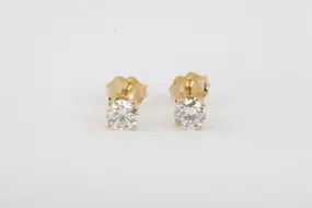 14k Yellow Gold 0.80tcw Diamond Stud Earrings (1.06g.)