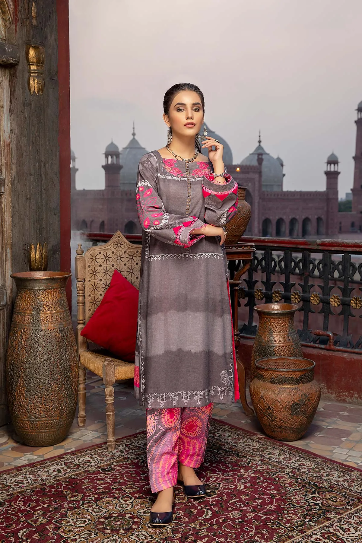 2 Pc Unstitched Khaddar Printed QPK21-02