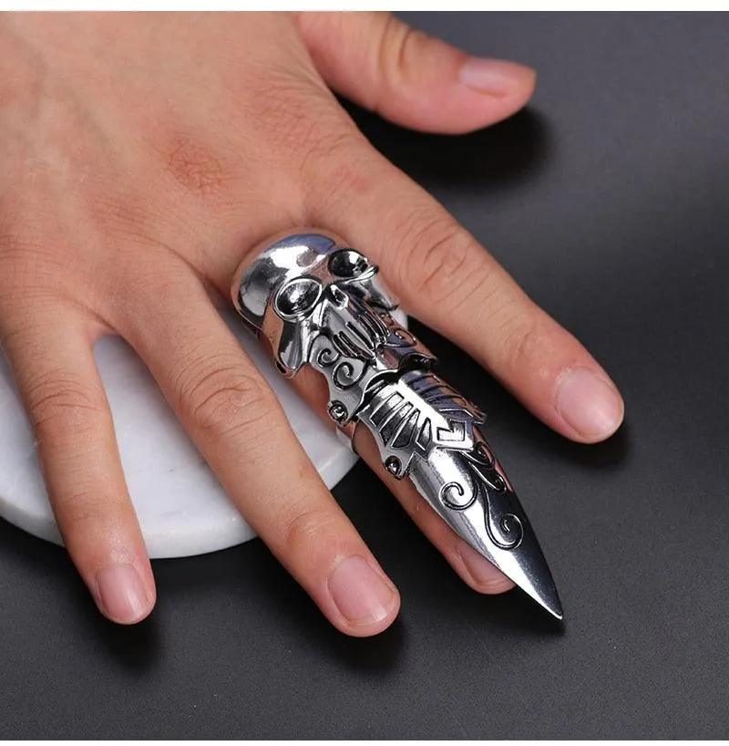 Add a Touch of Gothic Edge to Your Style with Our Skull Gothic Claw Ring Rock Knuckle Punk Ladies Jewelry