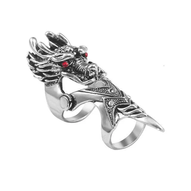 Add a Touch of Gothic Edge to Your Style with Our Skull Gothic Claw Ring Rock Knuckle Punk Ladies Jewelry