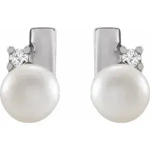 Astrid Pearl & Diamond Earrings