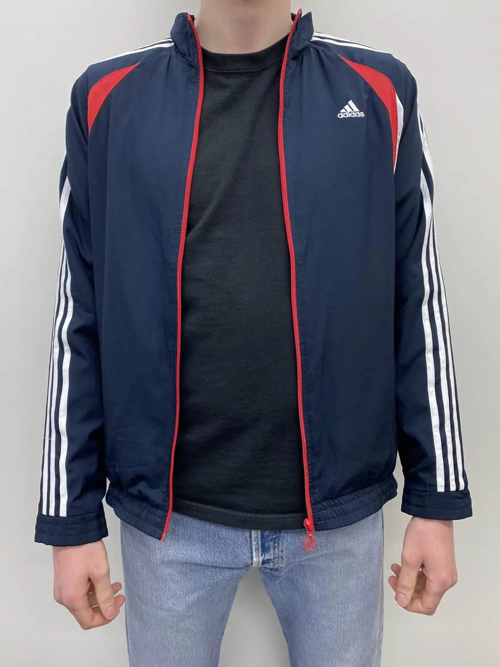 Boys Adidas three stripe sports jacket in navy, white & red – Age 15-16