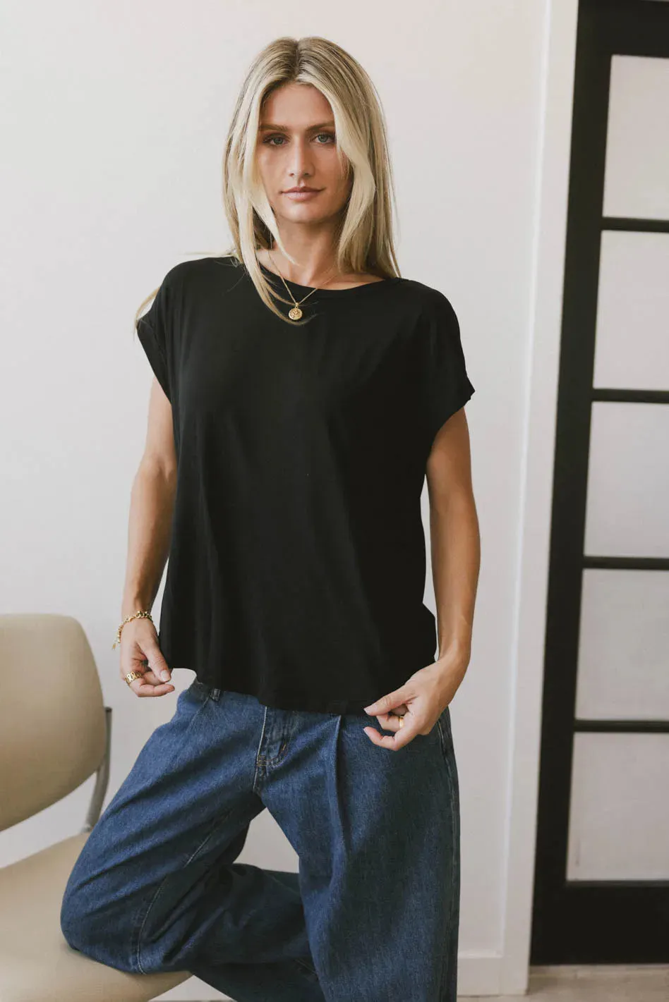 Callie Basic Tee in Black