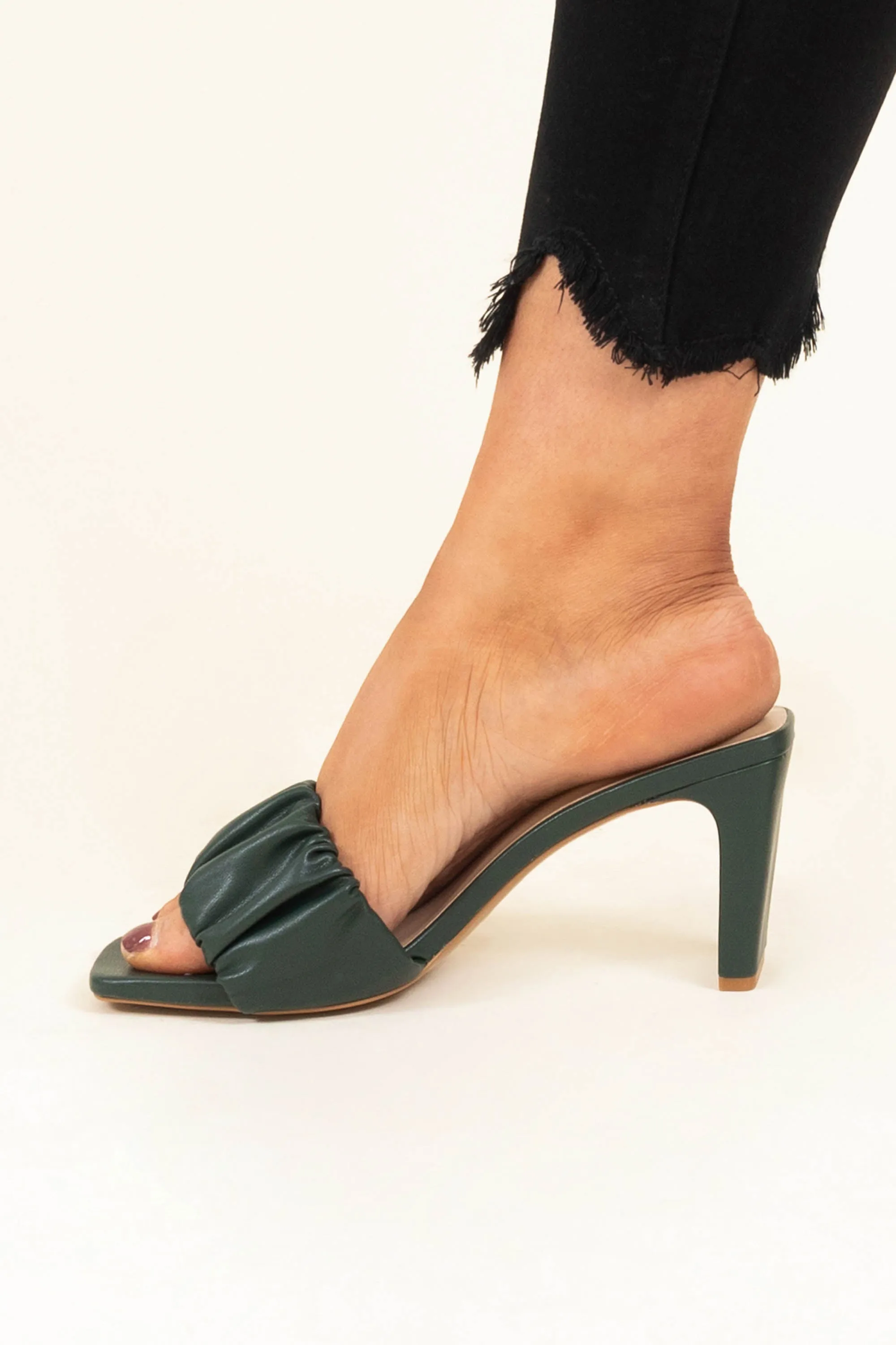 Evenings In The City Heels, Forest Green