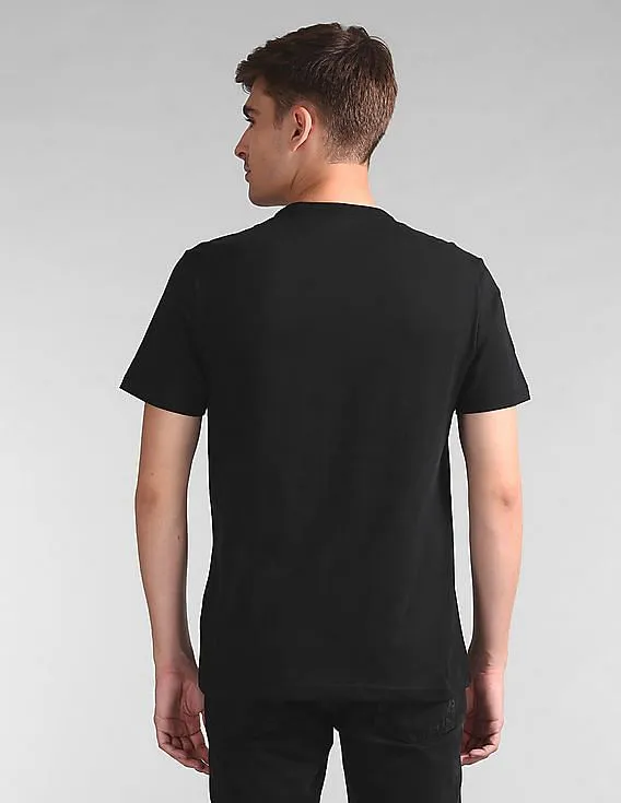 GAP Men Black Flag Logo Tee