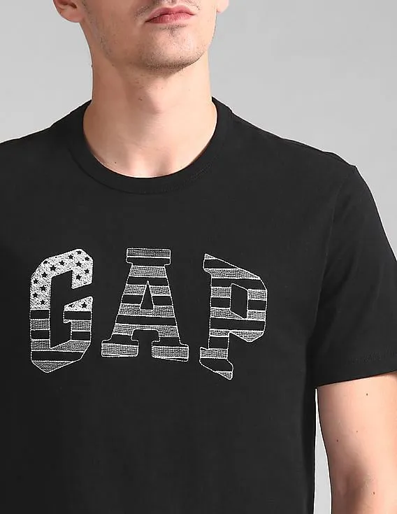 GAP Men Black Flag Logo Tee