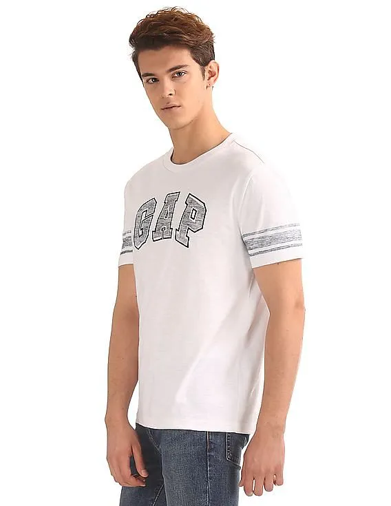 GAP Men White Printed Logo Slub Tee