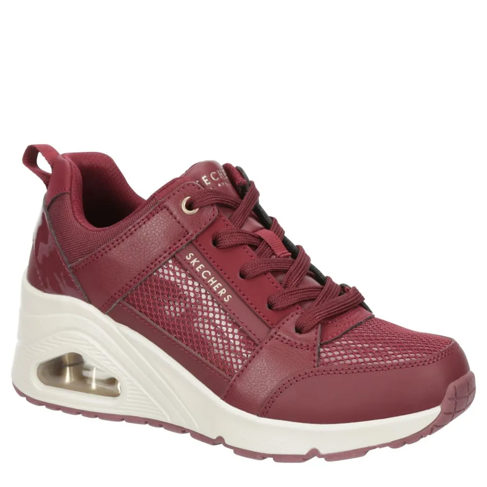 SKECHERS  WOMENS UNO EVERYTING NICE SNEAKER